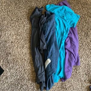 4 tshirt bundle: Small :$10